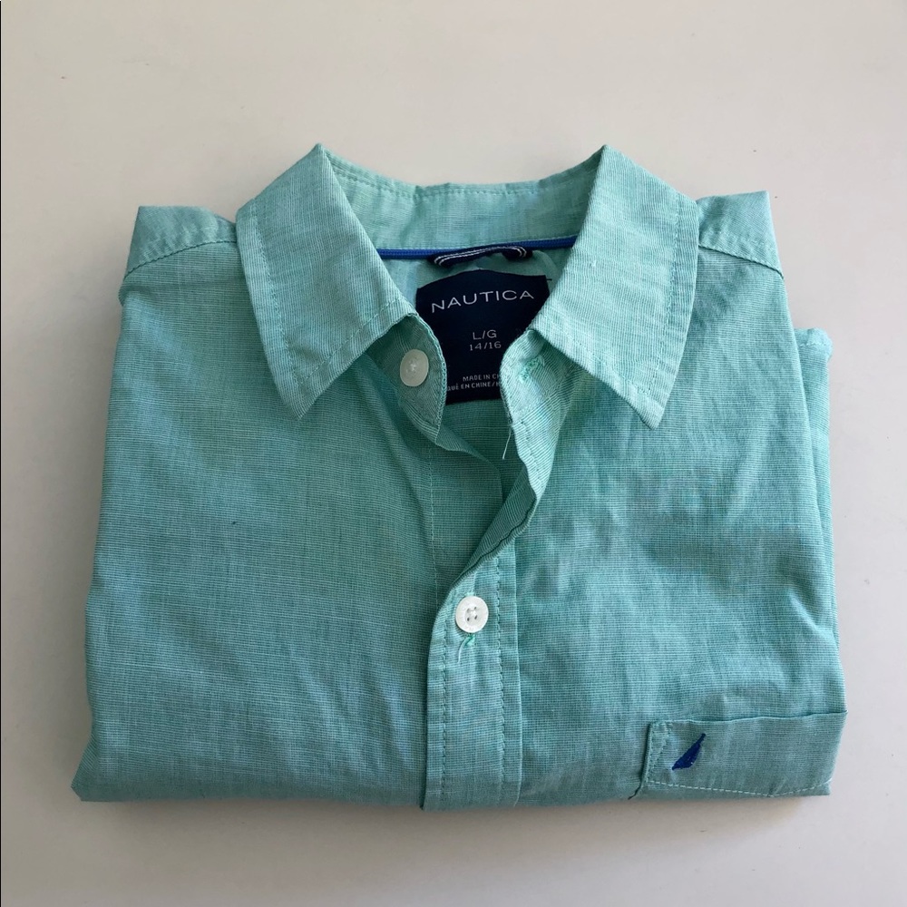 14-16 Nautica Young Men’s shirt
